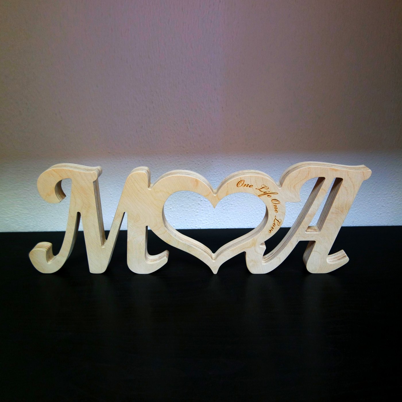 Medinės dekoratyvinės raidės ir monogramos