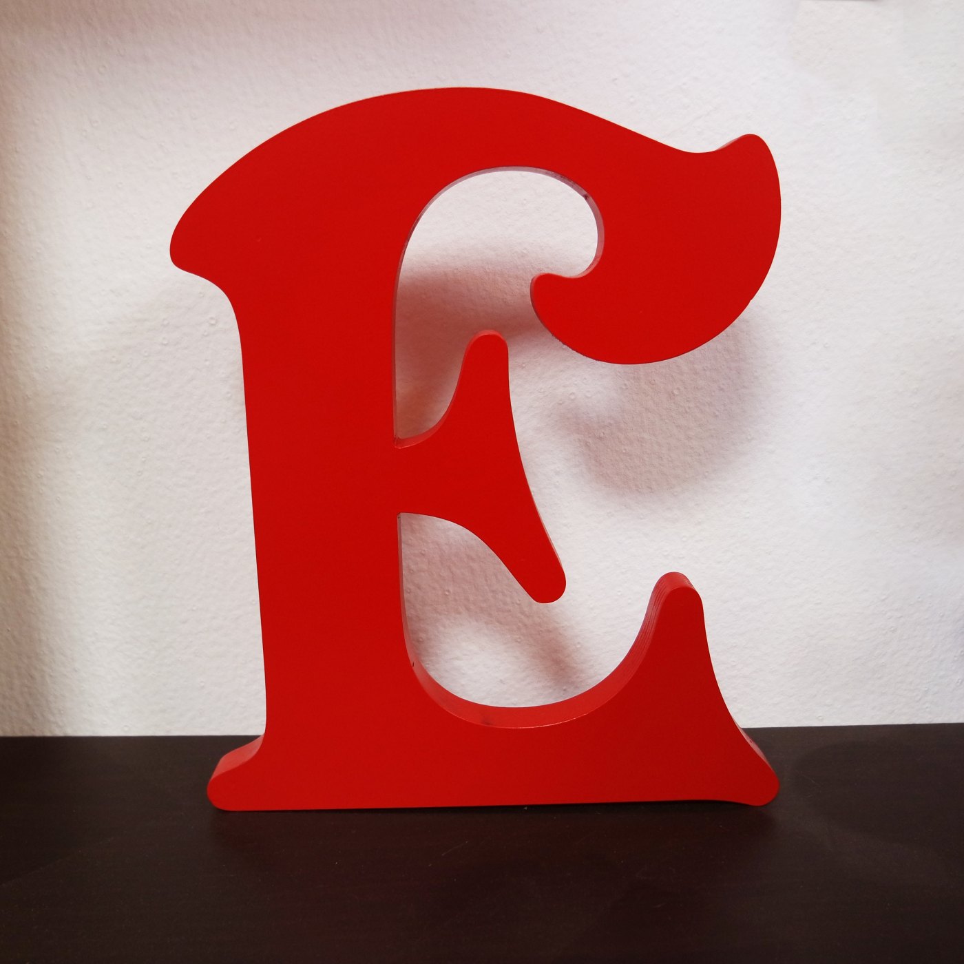 Medinės dekoratyvinės raidės ir monogramos