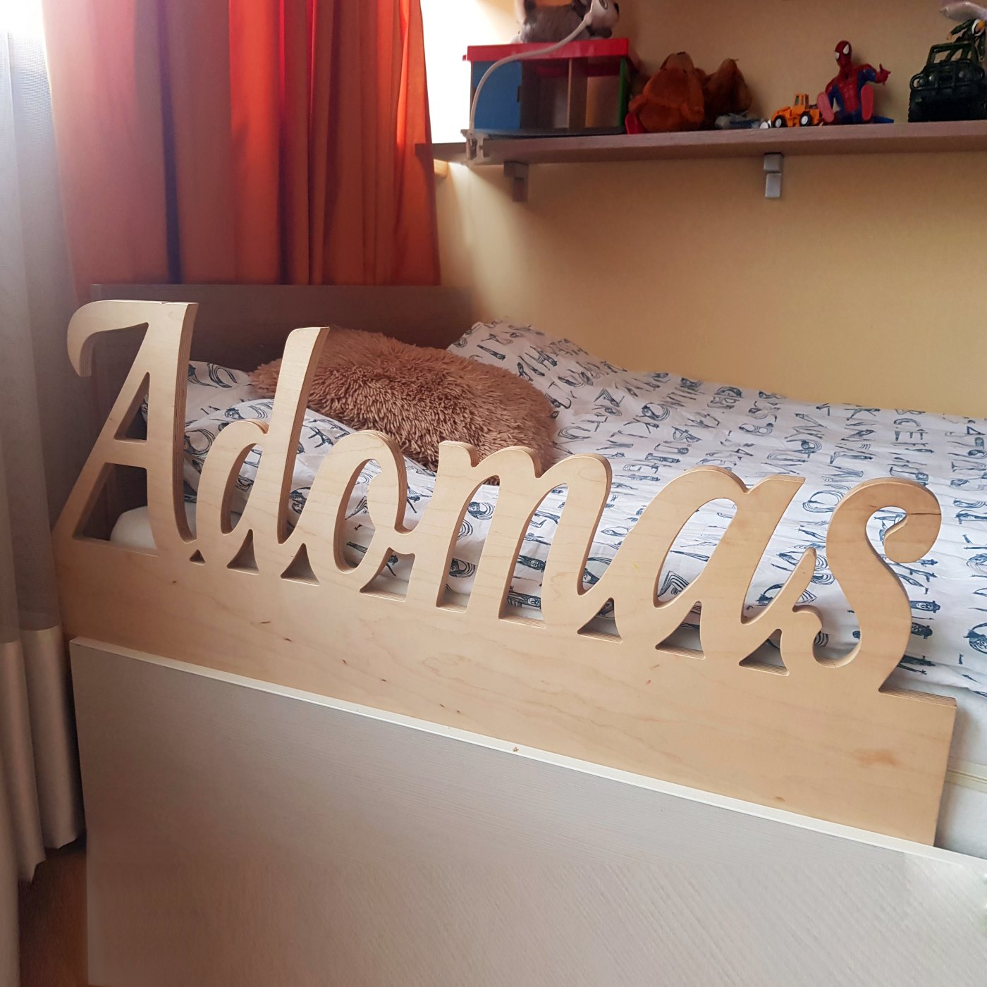 Medinis vardas arba užrašas